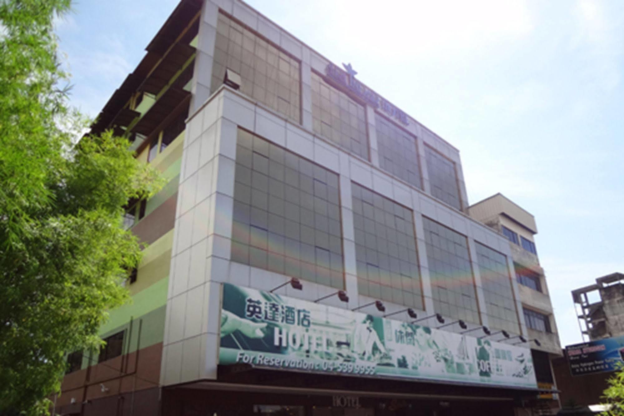 Sri Indar Hotel 2*
